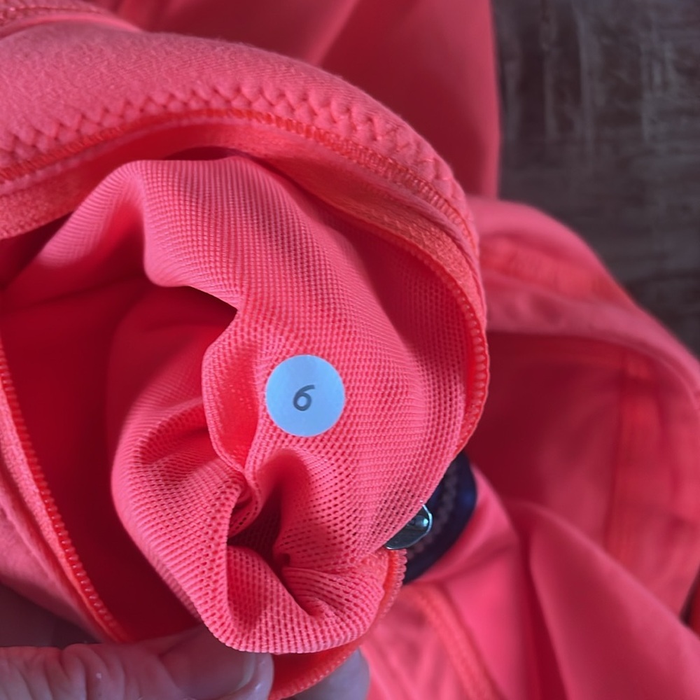 Lululemon Jacket - Picture 6 of 10